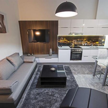 Dolce vita lux Budapest Esterno foto