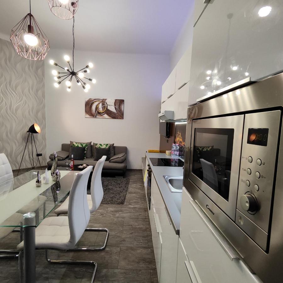 Dolce vita lux Budapest Esterno foto